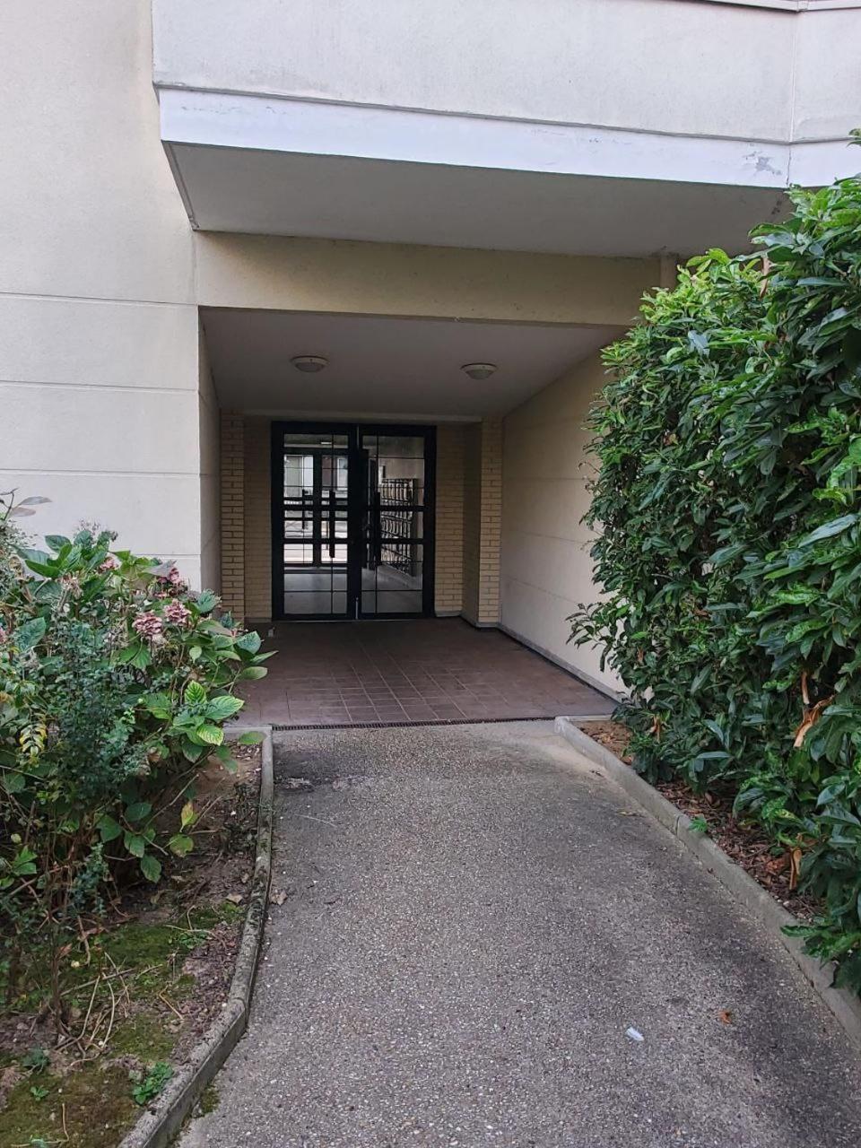 T3-Rare-2 Chambres-Parking Gratuit-2 Terrasses-Netflix-Proche Paris-La Defense Argenteuil Exteriör bild
